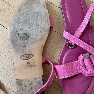Tod's Vibrant Pink Leather Sandals